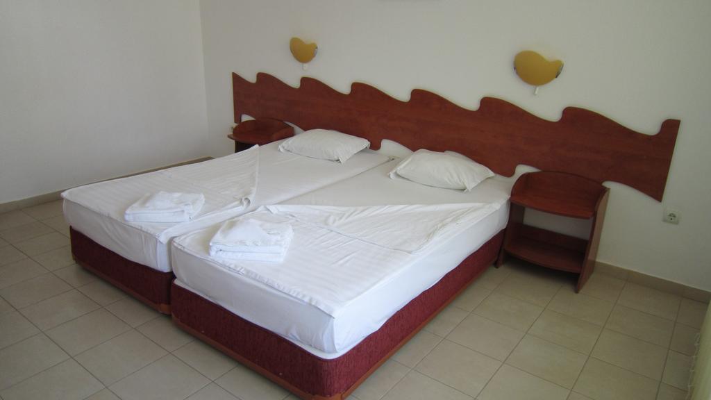Hotel Alpina Lozenets Zimmer foto