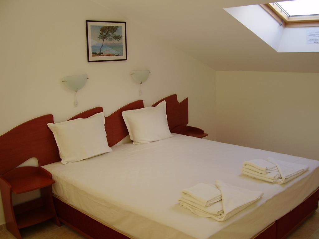 Hotel Alpina Lozenets Zimmer foto