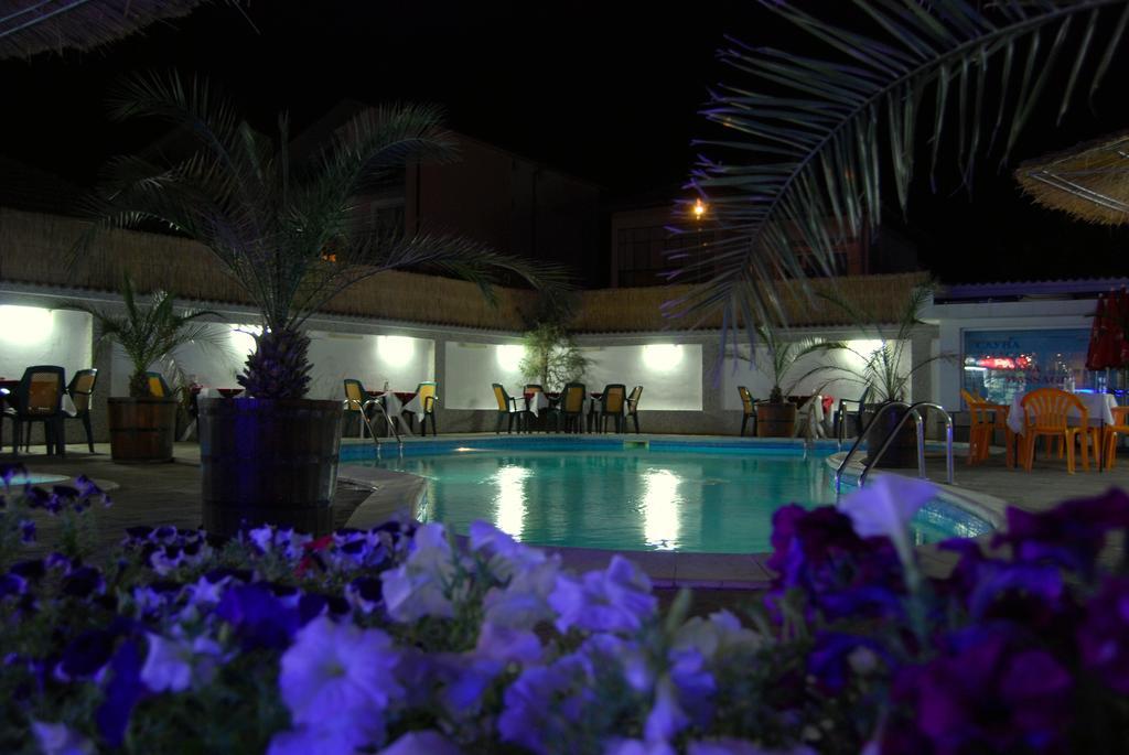Hotel Alpina Lozenets Exterior foto
